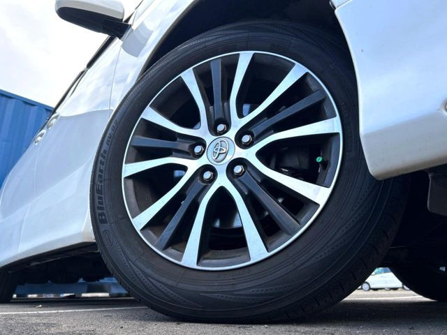 �y����17�C���`�A���~�z�C�[���z�O�ςɃ}�b�`���������A���~�z�C�[���𑕒����Ă���܂��B�e��ЊO�A���~�z�C�[����A�X�^�b�h���X�^�C�����戵�����Ă���܂��B���񂲑��k����������