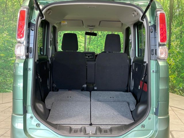 積み下ろしのしやすいデッキにはたっぷりと荷物を積み込んでいただけます。遊びから仕事まで、様々なシーンで頼れます♪