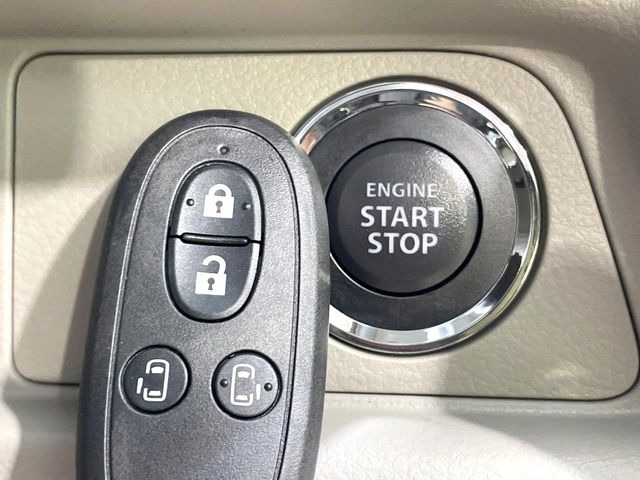 �y�L�[���X�X�^�[�g�V�X�e���z�J�o����|�P�b�g�ɓ��ꂽ�܂܂ł��h�A�̎{���E�������\�ȃX�}�[�g�L�[�𑕔��B�G���W���̃I���E�I�t�����J�M�����o���K�v����������Ƃ��Ă��֗��ł���