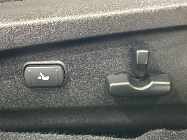 �y�p���[�V�[�g�z�X�C�b�`��ŊȒP�ɃV�[�g�̔��������\!�d��������͂�����܂���!���K�ȃV�[�g�|�W�V�����ɃZ�b�g���āA���K�ȃh���C�u�����y���݂��������B