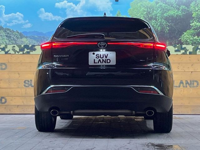 安心の最長10年・走行無制限保証(有償)をご用意。保証内容も充実はもちろん、無料点検&オイル交換や、年中無休の全国・24時間ロードサービスも付帯されておりますのでご安心下さい。