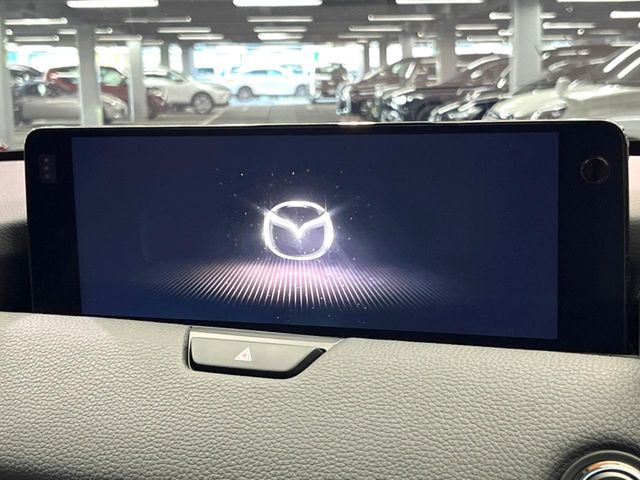 �y���[�J�[�����i�r�z�C���e���A�ɗn�����ރX�^�C���b�V���ȁu��p�݌v�v���[�J�[�i�r�𑕔��􎋔F���⑀�쐫�ȂǊ�{���\�ɂ��D��A���㎿�ȃJ�[���C�t�����y���݂��������܂��B