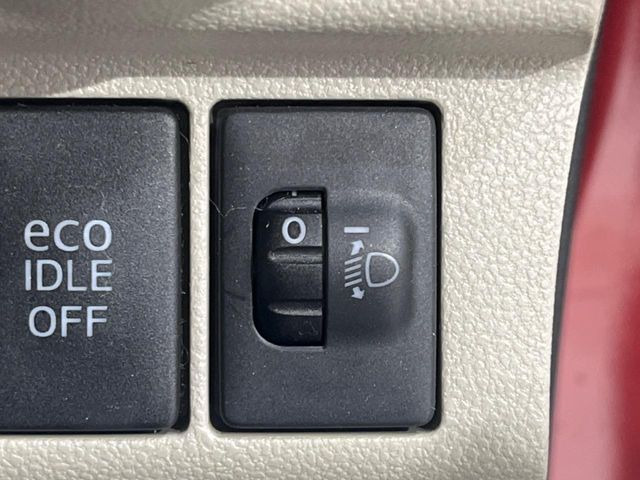 �y�A�C�h�����O�X�g�b�v�z�ԐM����a�؂Œ�Ԃ����ۂɃG���W�����~���A���ʂȔR���̏����}���܂��B�R��������ی�ɂȂ���@�\��G���W���̓u���[�L�𗣂��΍Ďn�����܂��B