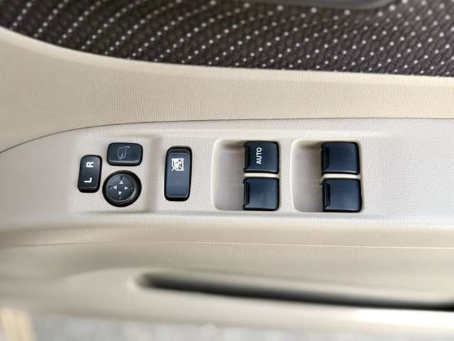 この度は数ある販売店の中から当店の車両をご覧頂きありがとうございます。お客様のお車選びをサポート致します。お気軽にお問い合わせ、ご来店ください!