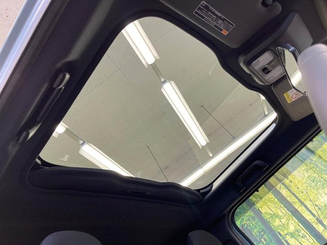 �y�K���X���[�t�z�K���X���[�t���ڂŎԓ��̉��������C�ɃA�b�v!�J���I�ȃh���C�u�����y���݂��������܂��B