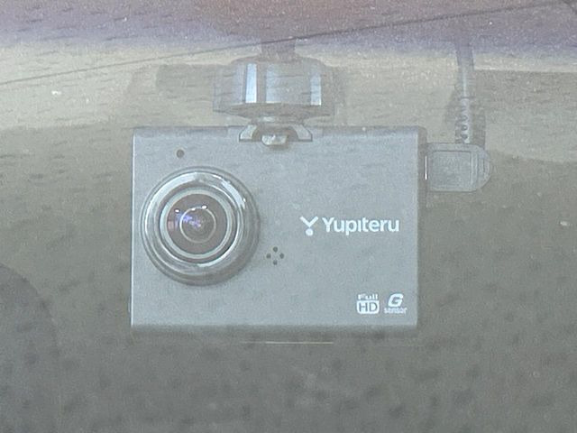 �y�h���C�u���R�[�_�[�z���S�E���S�ȃJ�[���C�t�ɕK�{�̃h���C�u���R�[�_�[�𑕔�!���s���͂������A������^�]�⎖�̂ɑ��������ۂ̏󋵂��f���ŋL�^���A����̃��X�N�ɔ����܂��B