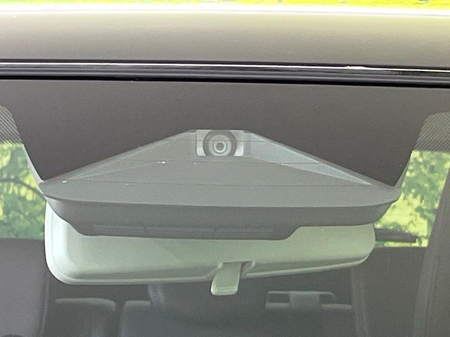 �y�X�Y�L �Z�[�t�e�B�T�|�[�g�z���s���ɑO���̎ԗ�����F�����A�Փ˂������Ȏ��͌x��ƃu���[�L�ŏՓˉ���Ɣ�Q�y�����A�V�X�g�B�����S�Ƀh���C�u�����y���݂��������܂��B