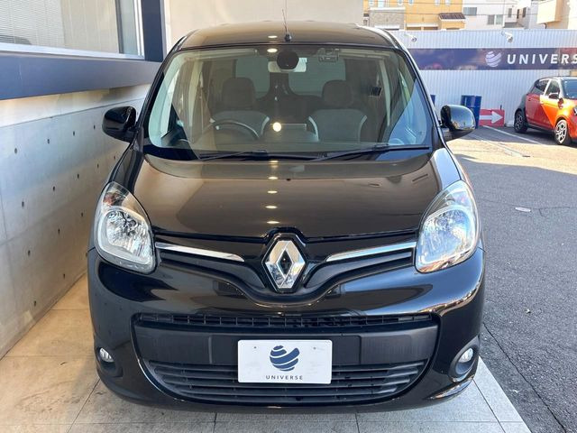 ●ご覧の通り綺麗な状態を維持しているお車ですが、小さなキズの状況や他の箇所のお写真もお送りできます。ご遠方の方でも安心してご検討いただける様、お客様のご希望に応じて出来る限りご対応させていただきます。