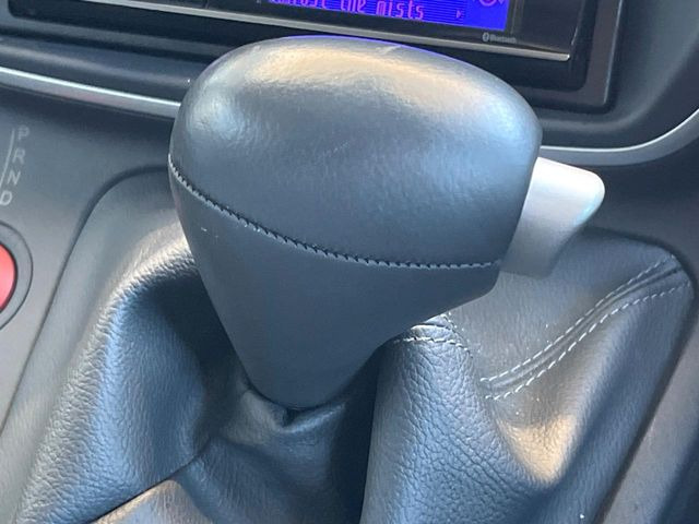 ●MTモード付きAT:通常は自動でおこなわれる変速(ギアチェンジ)をドライバーの操作によって意図的に変えられるシステムです。より一層普段のドライブをお楽しみいただけます!