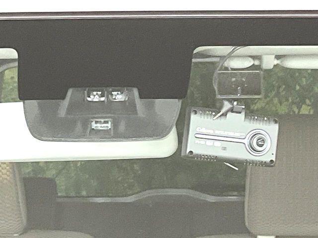 �y�h���C�u���R�[�_�[�z���S�E���S�ȃJ�[���C�t�ɕK�{�̃h���C�u���R�[�_�[�𑕔�!���s���͂������A������^�]�⎖�̂ɑ��������ۂ̏󋵂��f���ŋL�^���A����̃��X�N�ɔ����܂��B