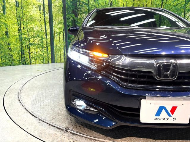 �yLED�w�b�h���C�g�z���V����ԑ��s�����ǍD�Ȏ��E���m�ۂ����S���ĉ^�]�ł��鍂�P�xLED�w�b�h���C�g�𑕔�!�_�����x�������A����d�͂��}�����Ă��܂��B