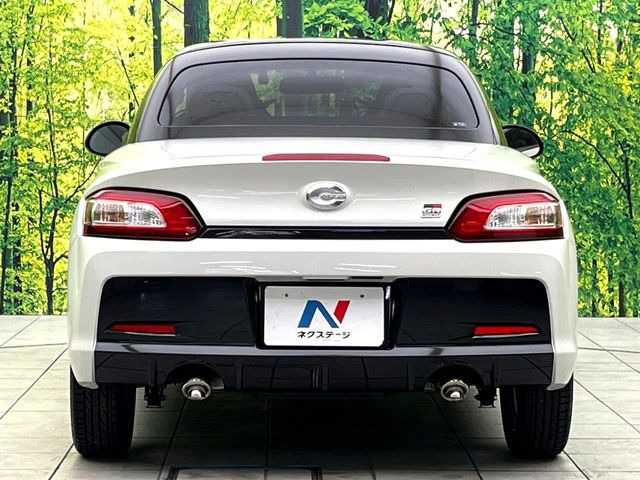 安心の最長10年・走行無制限保証(有償)をご用意。保証内容も充実はもちろん、無料点検&オイル交換や、年中無休の全国・24時間ロードサービスも付帯されておりますのでご安心下さい。