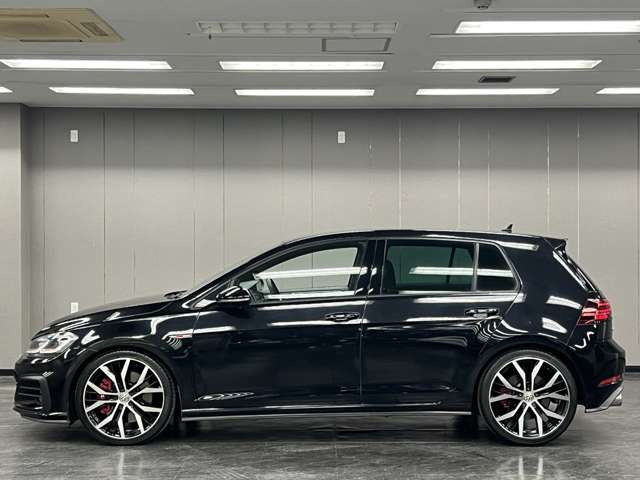 �y�c�Ǝ��ԁz10:00�[19:00�����T���j���A��x�B�N���N�n���^�A�x���̉c�Ƃ͂��d�b�ɂĂ��₢���킹�������B