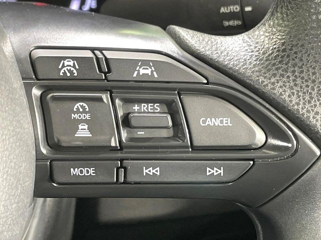 �y�g���^�Z�[�t�e�B�Z���X�z���s���ɑO���̎ԗ�����F�����A�Փ˂������Ȏ��͌x��ƃu���[�L�ŏՓˉ���Ɣ�Q�y�����A�V�X�g�B�����S�Ƀh���C�u�����y���݂��������܂��B