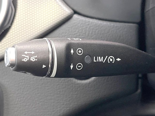 ���f�B�X�^���X�p�C���b�g�f�B�X�g���j�b�N:�s�s�A�x�O�A�������H�Ȃǂ̑��s���ɁA�X�e���I�}���`�p�[�p�X�J�����ƃ��[�_�[�Z���T�[�ɂ��A�O���Ԃ�F�����đ��x�ɉ������Ԋԋ������ێ����鎟����̃N���R��!