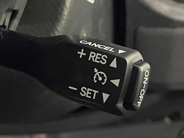 �y�N���[�Y�R���g���[���z�������H�����N���N���s�B�A�N�Z���𗣂��Ă���葬�x�ő��s���ł��A�������^�]���̕��S���y��!�����E�������ȒP�ȃX�C�b�`����Œ����ł��܂��B