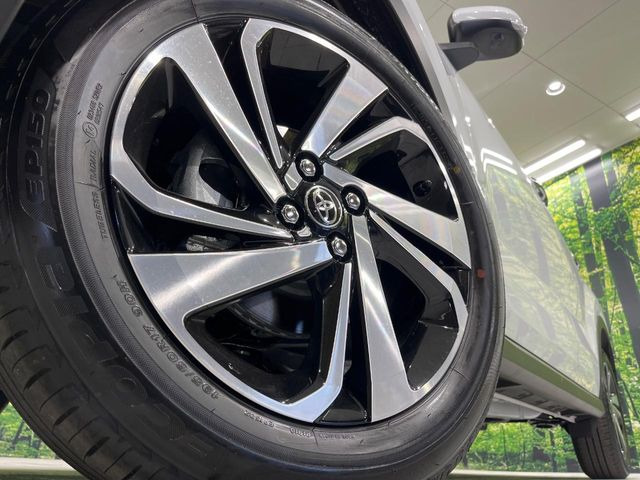 �y����17�C���`�A���~�z�C�[���z�O�ςɃ}�b�`���������A���~�z�C�[���𑕒����Ă���܂��B�e��ЊO�A���~�z�C�[����A�X�^�b�h���X�^�C�����戵�����Ă���܂��B���񂲑��k����������