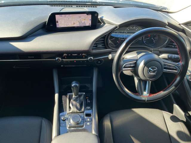 �X���[�N���X����X�͑��݌�200��ȏ�W��!���q�l�̂��C�ɓ����1�䂪�����ƌ�����܂�!�y�����ԁA���ʎԁA�L�����s���O�J�[�ɕ����ԗ��܂œX���ɖ����݌ɂ����T���ł��܂��􂨋C�y�ɂ����X��������!