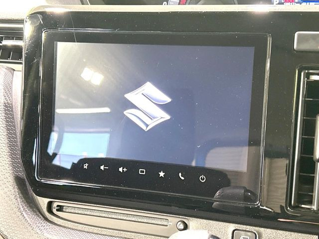 �y����9�^�i�r�z�l�C�̏����i�r�𑕔����Ă���܂��B�i�r�̎g���₷���͂������A�I�[�f�B�I�@�\���[��!�L�����v�◷�s�͂������A�ʋ΂┃�����ȂǕ��i�̃h���C�u���y�����Ȃ�͂���