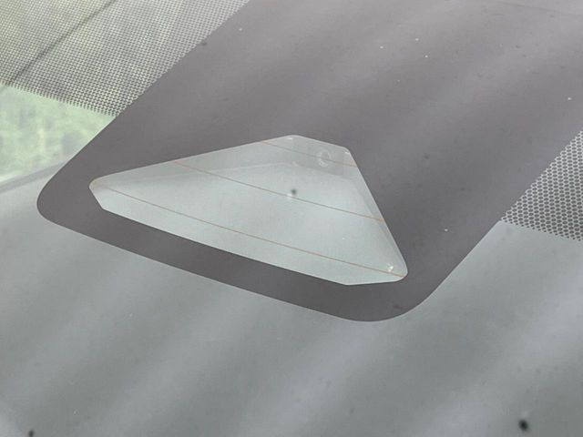 �y�g���^�Z�[�t�e�B�Z���X�z���s���ɑO���̎ԗ�����F�����A�Փ˂������Ȏ��͌x��ƃu���[�L�ŏՓˉ���Ɣ�Q�y�����A�V�X�g�B�����S�Ƀh���C�u�����y���݂��������܂��B