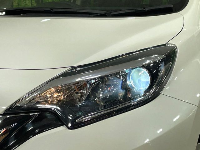 �yLED�w�b�h���C�g�z���V����ԑ��s�����ǍD�Ȏ��E���m�ۂ����S���ĉ^�]�ł��鍂�P�xLED�w�b�h���C�g�𑕔�!�_�����x�������A����d�͂��}�����Ă��܂��B