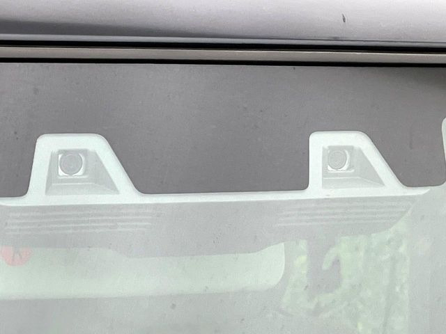 �y�X�Y�L �Z�[�t�e�B�T�|�[�g�z���s���ɑO���̎ԗ�����F�����A�Փ˂������Ȏ��͌x��ƃu���[�L�ŏՓˉ���Ɣ�Q�y�����A�V�X�g�B�����S�Ƀh���C�u�����y���݂��������܂��B