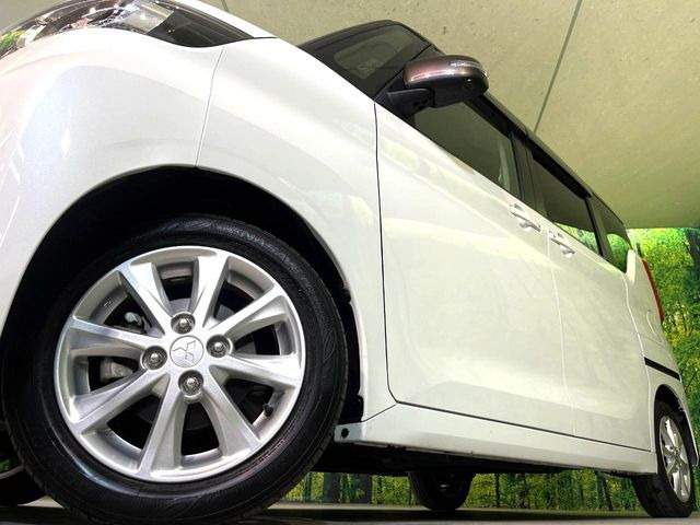 �y����14�C���`�A���~�z�C�[���z�O�ςɃ}�b�`���������A���~�z�C�[���𑕒����Ă���܂��B�e��ЊO�A���~�z�C�[����A�X�^�b�h���X�^�C�����戵�����Ă���܂��B���񂲑��k����������