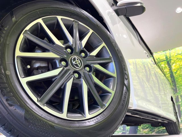 �y����16�C���`�A���~�z�C�[���z�O�ςɃ}�b�`���������A���~�z�C�[���𑕒����Ă���܂��B�e��ЊO�A���~�z�C�[����A�X�^�b�h���X�^�C�����戵�����Ă���܂��B���񂲑��k����������