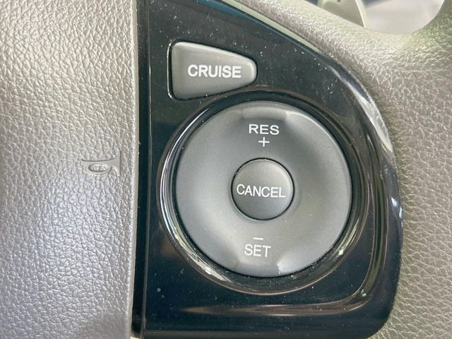 �y�N���[�Y�R���g���[���z�������H�����N���N���s�B�A�N�Z���𗣂��Ă���葬�x�ő��s���ł��A�������^�]���̕��S���y��!�����E�������ȒP�ȃX�C�b�`����Œ����ł��܂��B