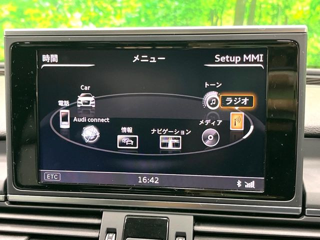 ●純正ナビ:一体感のあるナビは、高級感ある車内を演出してくれます。Bluetooth再生などオーディオ機能も充実しておりますので、運転もより楽しめます♪