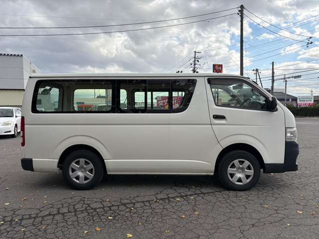 ハイエースバン3.0 DX ロング ディーゼル 4WD