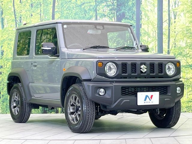 高透明度のガラス皮膜で撥水はもちろん、上質なツヤ・光沢を実現。紫外線や酸性雨から大切な愛車を保護し、色あせ・劣化を防止。「弾スプラッシュコート」、「弾プリミッサコート」からお選びいただけます。