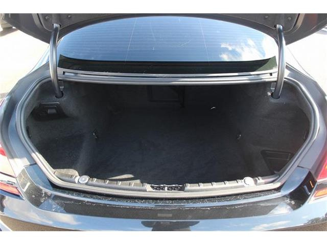 ���Ǝҗl�ւ̔̔��͂��f�肳���Ă��������܂��B �Ԍ������ԗ��̏ꍇ�́A�Ԍ����擾�������x�������z�ŕ\�����Ă���܂��B