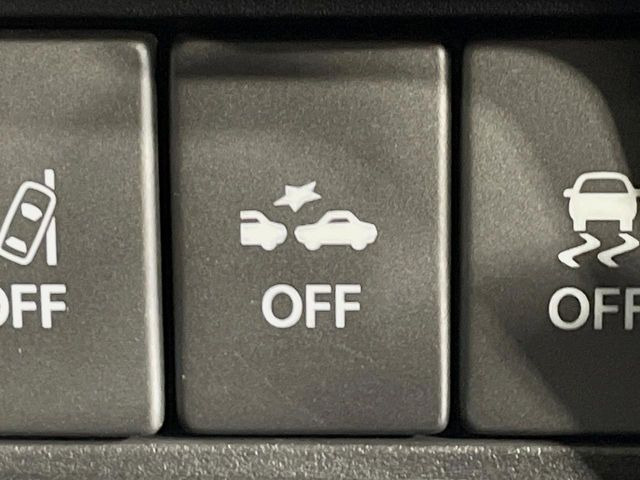 �y�X�Y�L �Z�[�t�e�B�T�|�[�g�z���s���ɑO���̎ԗ�����F�����A�Փ˂������Ȏ��͌x��ƃu���[�L�ŏՓˉ���Ɣ�Q�y�����A�V�X�g�B�����S�Ƀh���C�u�����y���݂��������܂��B