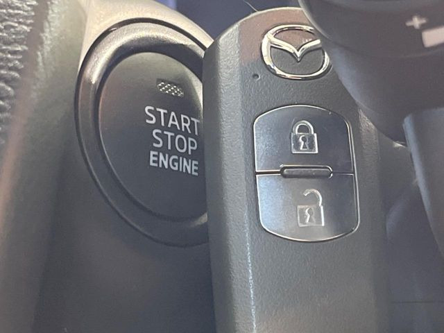 �y�A�h�o���X�g�L�[�z�J�o����|�P�b�g�ɓ��ꂽ�܂܂ł��h�A�̎{���E�������\�ȃX�}�[�g�L�[�𑕔��B�G���W���̃I���E�I�t�����J�M�����o���K�v����������Ƃ��Ă��֗��ł���