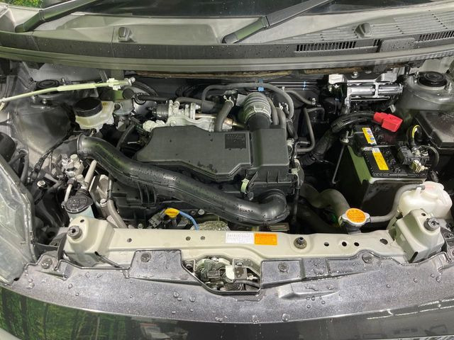 親切・丁寧な専門メカニックスタッフが応対!・車検・点検整備・事故等の修理などアフターサービスも安心。お車のカスタマイズもネクステージのサービススタッフまでご相談ください!