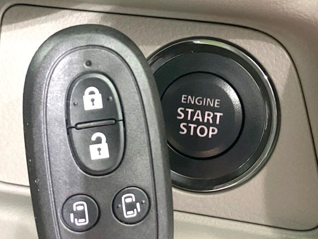 �y�L�[���X�X�^�[�g�V�X�e���z�J�o����|�P�b�g�ɓ��ꂽ�܂܂ł��h�A�̎{���E�������\�ȃX�}�[�g�L�[�𑕔��B�G���W���̃I���E�I�t�����J�M�����o���K�v����������Ƃ��Ă��֗��ł���