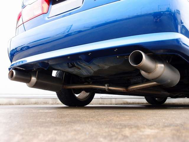 �l�C�̃A�R�[�h���[��R�A�C�A���u���[�O���F�̓���!�J���b�c�G���A��HDD�n�f�W�i�r�Q�[�V�����𑕔����X�s�[�J�[�J���b�c�G���A�ɕύX�B�g���u���̑����f�X�r�A�Z�����[�^�[�A�I���^�l�[�^�[������