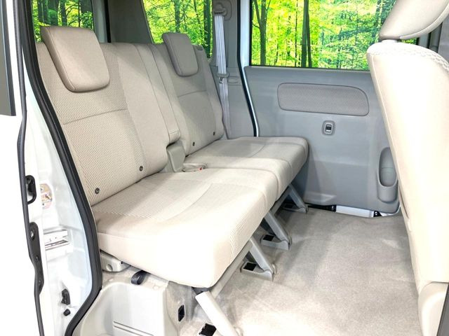 ���i���ȃI���W�i���t���A�}�b�g���I�v�V�����ɂĂ��p�ӂ��Ă���܂��B���D���ȃf�U�C����J���[�����Ԃɍ��킹�đI��ł����������Ƃ��ł��܂���