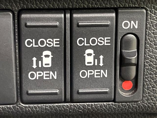 �y�����p���[�X���C�h�h�A�z�X�}�[�g�L�[��^�]�Ȃ̃X�C�b�`�Ō�ȗ����X���C�h�h�A�̊J���\���d��������͂����ăh�A���J����K�v�������A�����Ȃ��q�l�ł��ȒP�ɊJ���߂ł����K�ł���