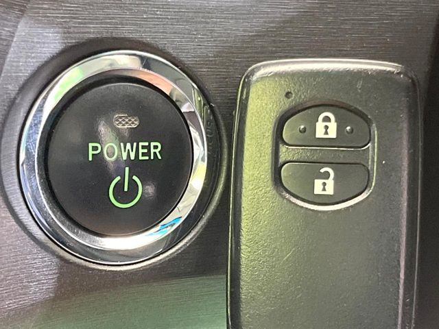 �y�X�}�[�g�L�[�z�J�o����|�P�b�g�ɓ��ꂽ�܂܂ł��h�A�̎{���E�������\�ȃX�}�[�g�L�[�𑕔��B�G���W���̃I���E�I�t�����J�M�����o���K�v����������Ƃ��Ă��֗��ł���