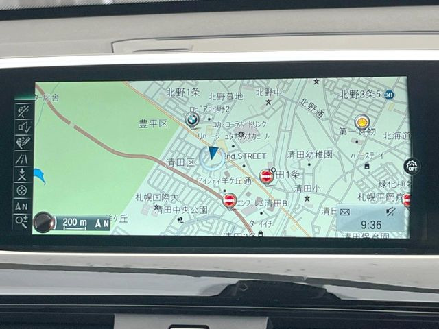 �������i�r:��̊��̂���i�r�́A����������ԓ������o���Ă���܂��B�I�[�f�B�I�@�\���[�����Ă���܂��̂ŁA�^�]�����y���߂܂���