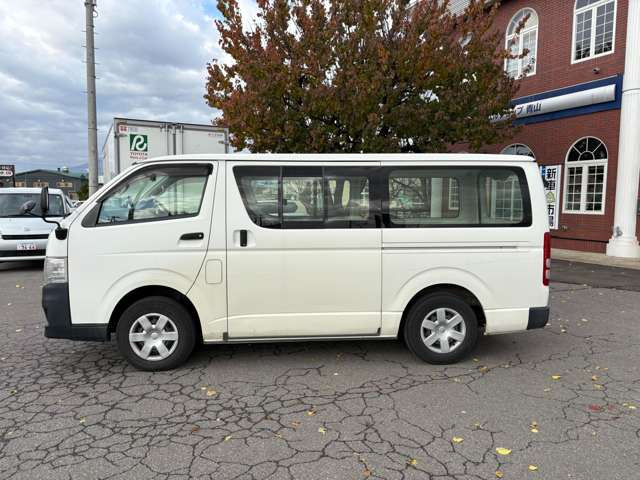 ハイエースバン3.0 DX ロング ディーゼル 4WD