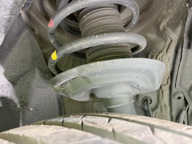 下回りの劣化予防の為の防錆加工の施工も承っております。降雪地域はもちろん、沿岸部にお住いの方や、趣味でマリン・ウィンタースポーツをされる方に大変好評いただいております。