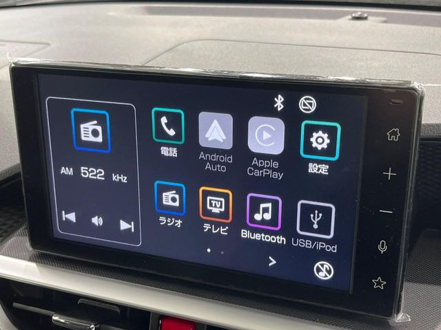 �y�����f�B�X�v���C�I�[�f�B�I�z�������̃X�}�[�g�t�H���ƘA�g���āA�i�r��bluetooth�ł̉��y�Đ����\�ł���f�U�C���͂�����񑀍쐫���ǍD!