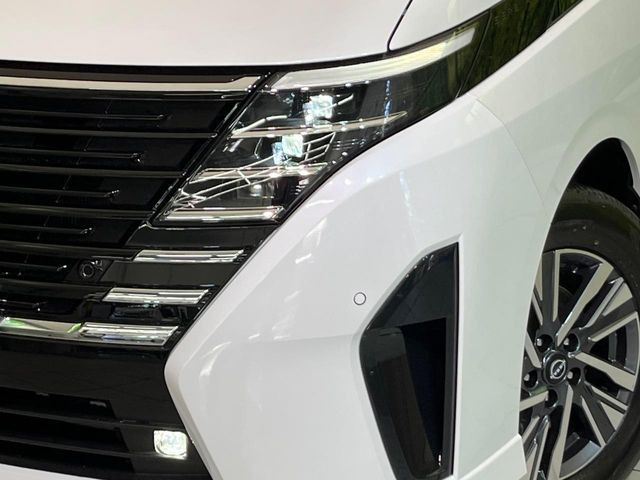 �yLED�w�b�h���C�g�z���V����ԑ��s�����ǍD�Ȏ��E���m�ۂ����S���ĉ^�]�ł��鍂�P�xLED�w�b�h���C�g�𑕔�!�_�����x�������A����d�͂��}�����Ă��܂��B