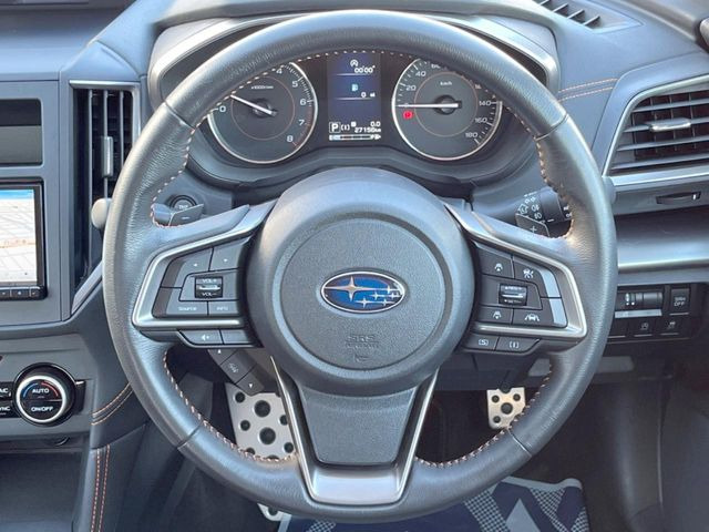 �y�����v�����X�e�A�����O�z�㎿�Ȋv���g�p���邱�ƂŁA��ɂ����������݂ƂĂ��^�]���₷���n���h���ł���