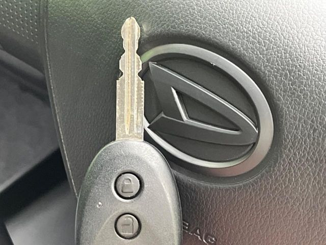 �y�L�[���X�z�������ꂽ�ꏊ����ł��{�^����Ńh�A�̊J���E�{�����ł���̂łƂ��Ă��֗�!�h�A�̌�������ɏ������邱�Ƃ�����܂����