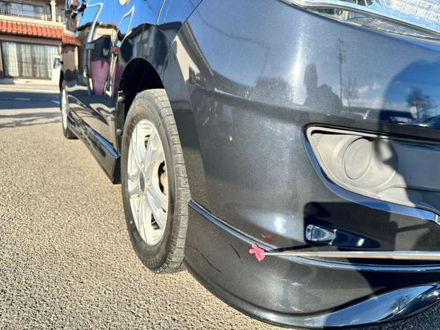 当店のお車はご遠方の方でも車両のメリット&デメリットをしっかりご検討頂ける様に細かく写真撮影したものを掲載しております。是非ご検討下さいませ!