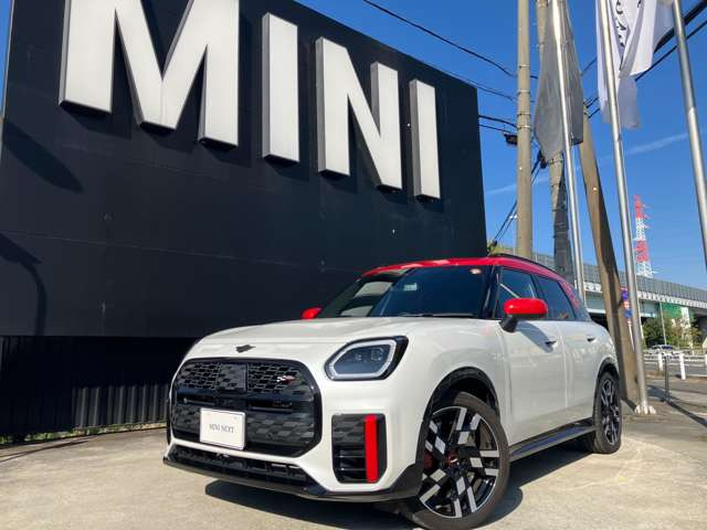 ミニカントリーマンジョン クーパー ワークス ALL4 DCT 4WD